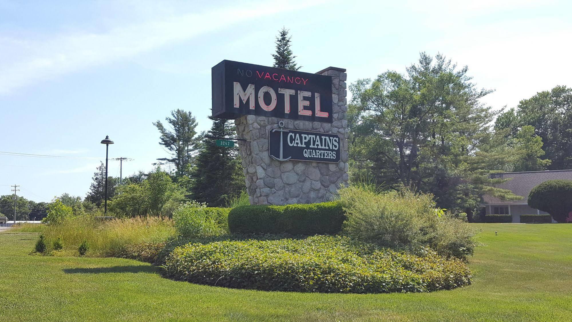 Captain'S Quarters Motel Saugatuck Dış mekan fotoğraf